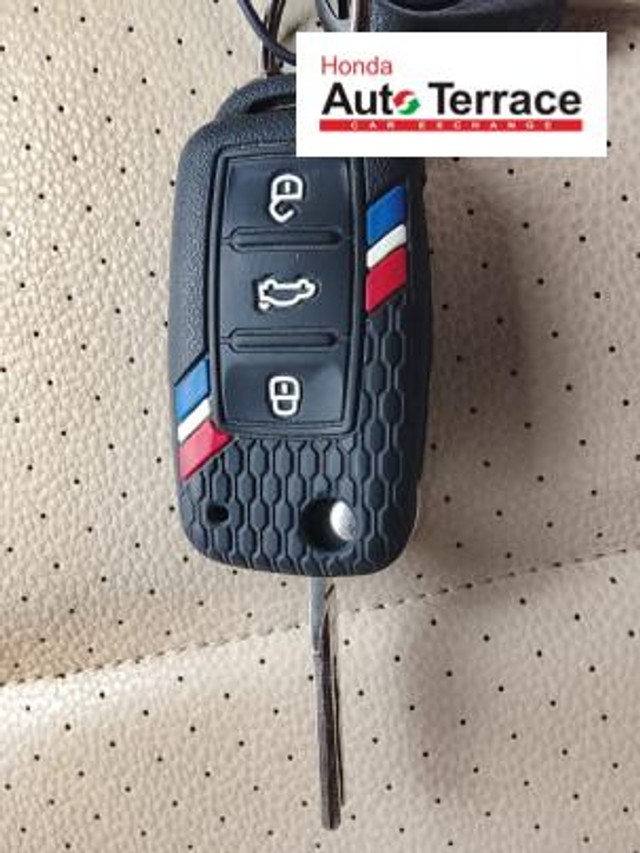 Second-hand 2017 Skoda Rapid 1.5 TDI Style Plus for sale in Chennai-11