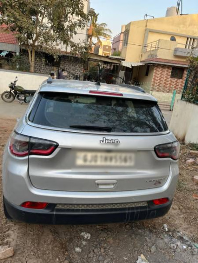 Second-hand 2018 Jeep Compass 2.0 Limited for sale in Ahmedabad-3