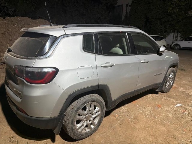 Second-hand 2018 Jeep Compass 2.0 Limited for sale in Ahmedabad-9
