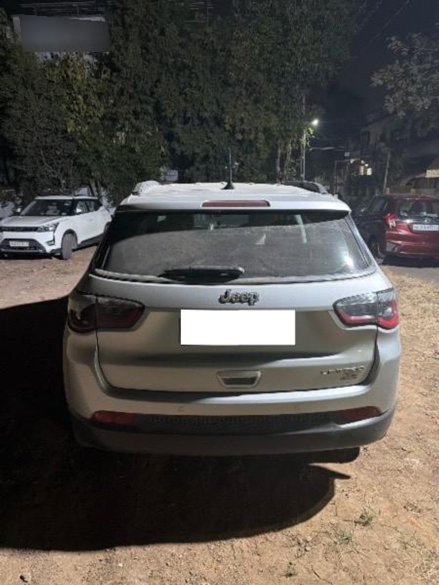 Second-hand 2018 Jeep Compass 2.0 Limited for sale in Ahmedabad-10