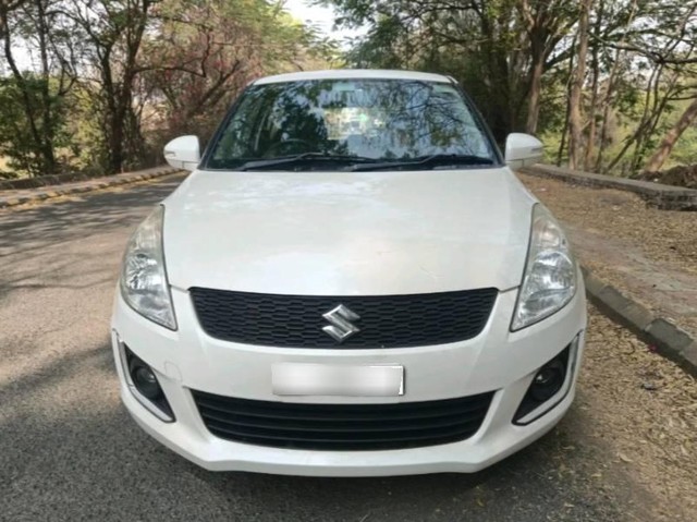 Second-hand 2017 Maruti Swift VXI Optional for sale in Gulbarga-0