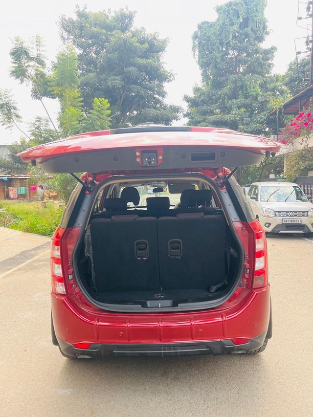 Second-hand 2012 Mahindra XUV500 W8 FWD for sale in Bangalore-4