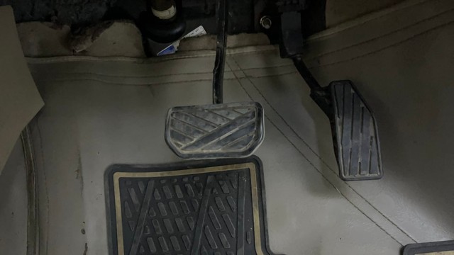 Second-hand 2017 Maruti Suzuki Dzire ZXI Plus for sale in Hyderabad-14