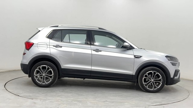 Second-hand 2022 Skoda Kushaq 1.0 TSI Style AT for sale in Pune-2