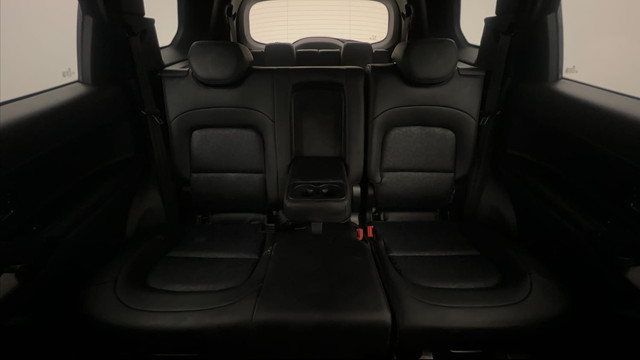 Second-hand 2022 Tata Safari XZA Plus Dark Edition AT for sale in Pune-36