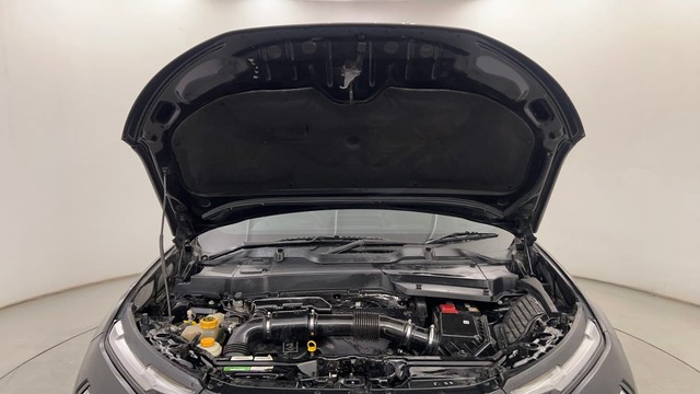 Second-hand 2022 Tata Safari XZA Plus Dark Edition AT for sale in Pune-8