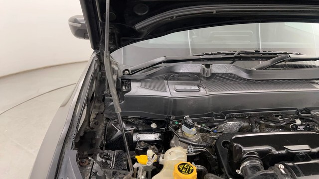 Second-hand 2022 Tata Safari XZA Plus Dark Edition AT for sale in Pune-39