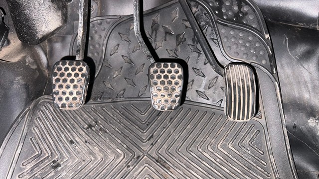 Second-hand 2021 Tata Tiago XZ Plus for sale in Mumbai-14