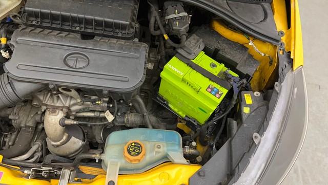 Second-hand 2020 Tata Tiago XZA AMT for sale in Mumbai-29