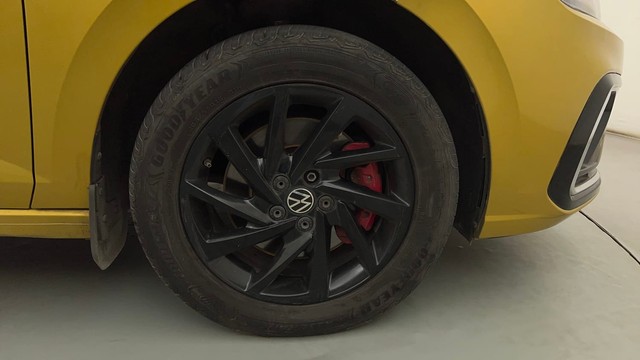 Second-hand 2022 Volkswagen Virtus GT Plus DSG ES for sale in Mumbai-17