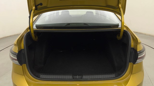 Second-hand 2022 Volkswagen Virtus GT Plus DSG ES for sale in Mumbai-9