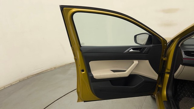 Second-hand 2022 Volkswagen Virtus GT Plus DSG ES for sale in Mumbai-39