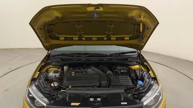 Second-hand 2022 Volkswagen Virtus GT Plus DSG ES for sale in Mumbai-8