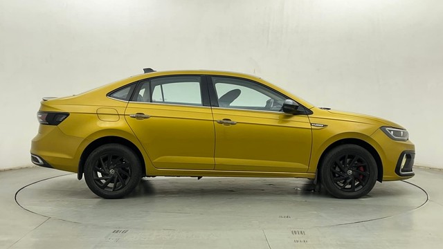 Second-hand 2022 Volkswagen Virtus GT Plus DSG ES for sale in Mumbai-2