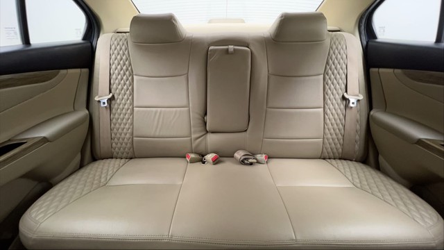 Second-hand 2018 Maruti Ciaz 1.4 AT Delta for sale in New Delhi-25