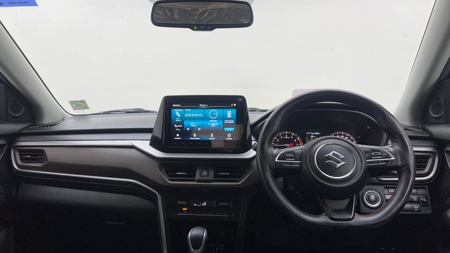 Second-hand 2023 Maruti Brezza Zxi Plus AT DT for sale in New Delhi-11