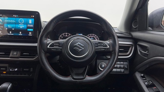 Second-hand 2023 Maruti Brezza Zxi Plus AT DT for sale in New Delhi-32