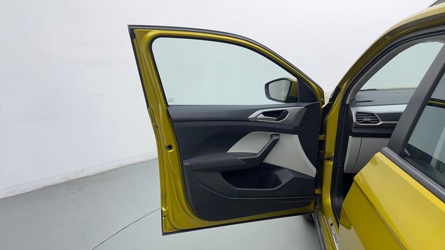 Second-hand 2022 Volkswagen Taigun 1.0 Highline for sale in New Delhi-26