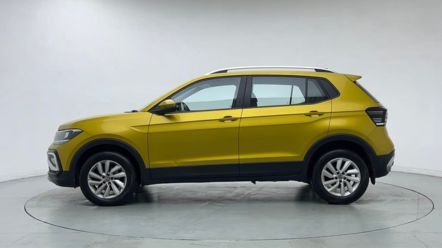 Second-hand 2022 Volkswagen Taigun 1.0 Highline for sale in New Delhi-6