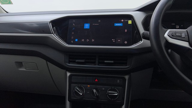 Second-hand 2022 Volkswagen Taigun 1.0 Highline for sale in New Delhi-36