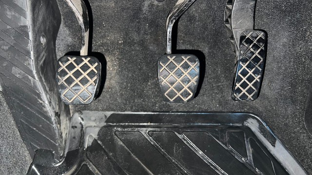 Second-hand 2022 Volkswagen Taigun 1.0 Highline for sale in New Delhi-14