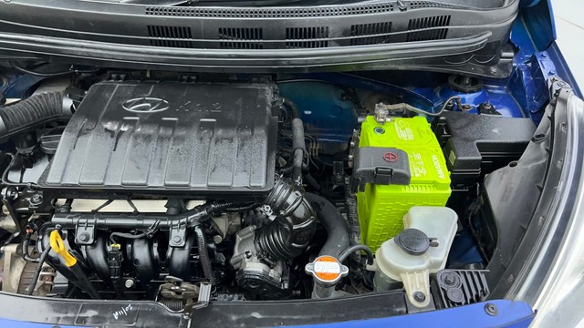 Second-hand 2014 Hyundai Xcent Petrol for sale in Ahmedabad-24