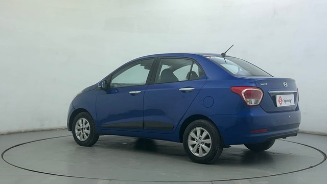 Second-hand 2014 Hyundai Xcent Petrol for sale in Ahmedabad-5