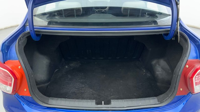 Second-hand 2014 Hyundai Xcent Petrol for sale in Ahmedabad-9