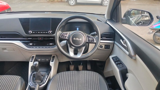 Second-hand 2022 Kia Carens Prestige Plus Diesel BSVI for sale in Coimbatore-6