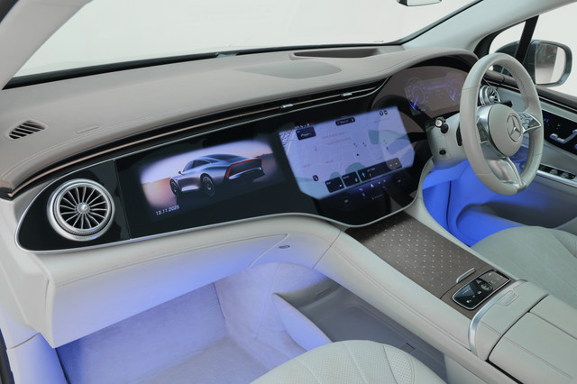 Second-hand 2023 Mercedes-Benz EQE SUV 500 4MATIC for sale in Gurgaon-9