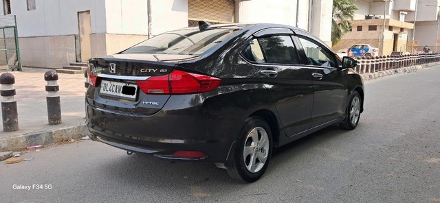 Second-hand 2014 Honda City i VTEC CVT VX for sale in New Delhi-16