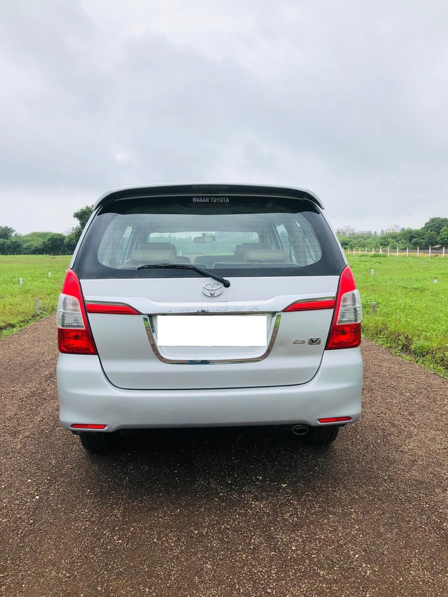 Second-hand 2014 Toyota Innova 2.5 VX (Diesel) 7 Seater for sale in Nashik-2