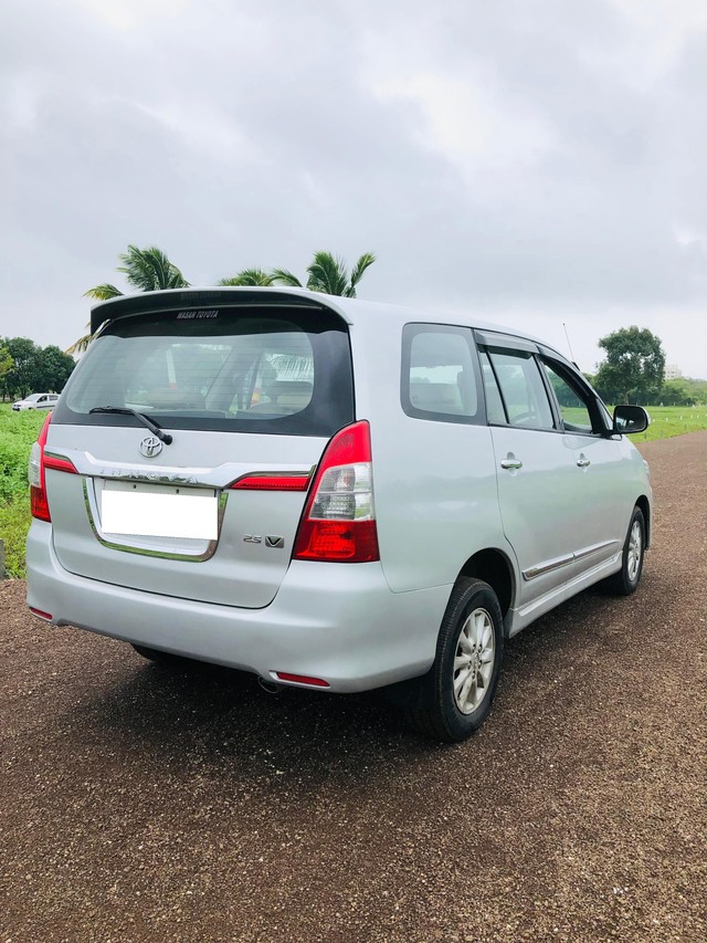 Second-hand 2014 Toyota Innova 2.5 VX (Diesel) 7 Seater for sale in Nashik-10