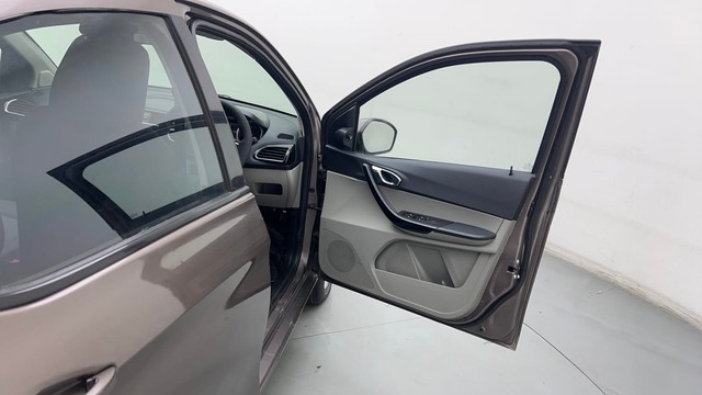 Second-hand 2016 Tata Tiago 1.2 Revotron XZ for sale in Ghaziabad-16