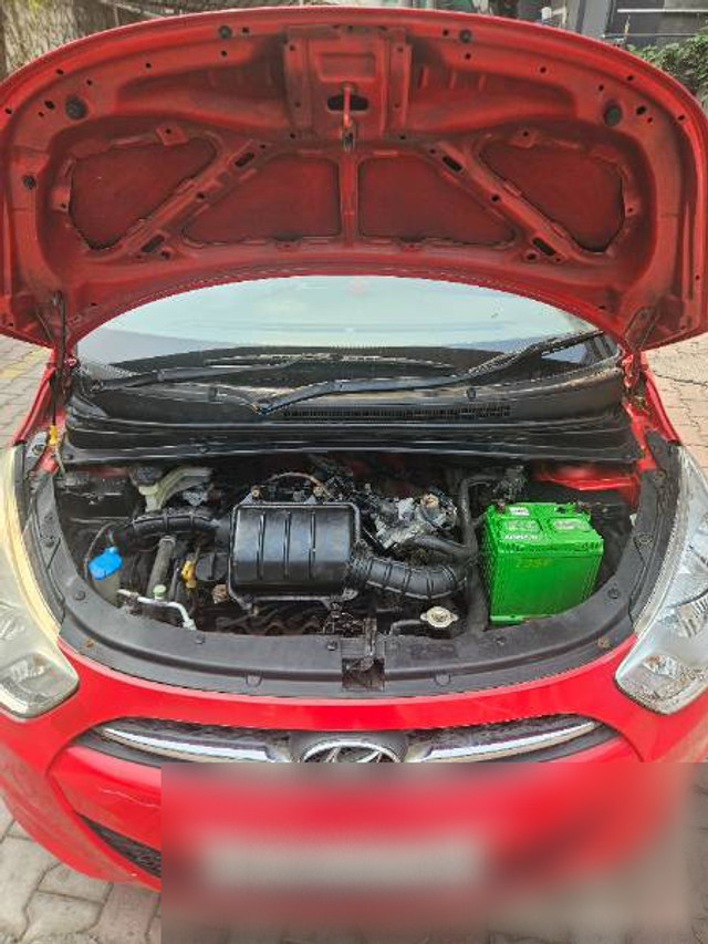 Second-hand 2012 Hyundai i10 Era LPG for sale in Mumbai-1