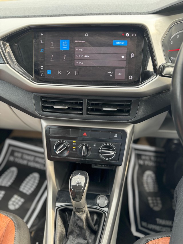 Second-hand 2022 Volkswagen Taigun 1.0 TSI Highline AT BSVI for sale in New Delhi-9