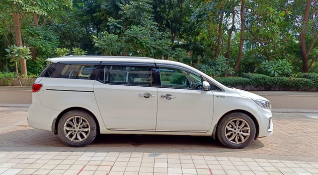Second-hand 2020 Kia Carnival Limousine for sale in Mumbai-1