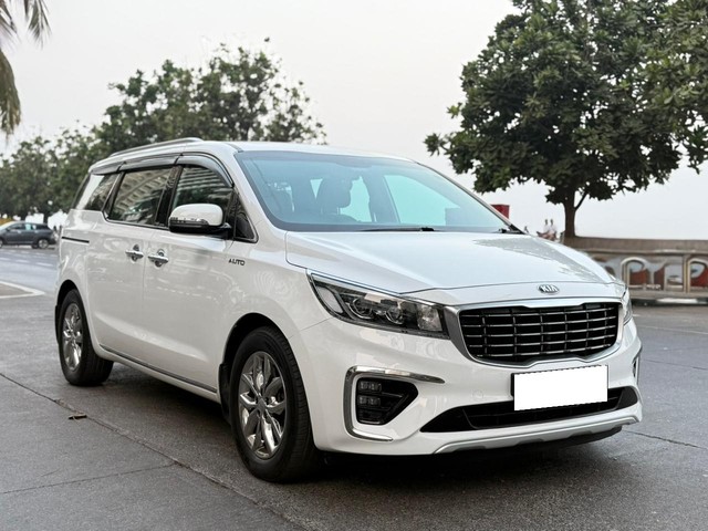 Second-hand 2020 Kia Carnival Limousine for sale in Mumbai-18