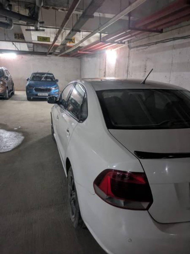 Second-hand 2011 Volkswagen Vento Petrol Trendline for sale in Gurgaon-8