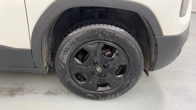 Second-hand 2022 Tata Punch Accomplished CNG for sale in Kanpur-17