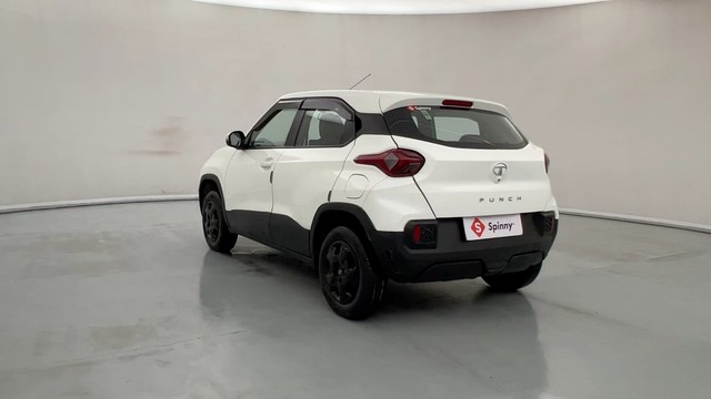 Second-hand 2022 Tata Punch Accomplished CNG for sale in Kanpur-5