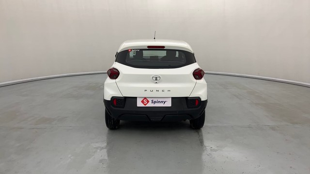 Second-hand 2022 Tata Punch Accomplished CNG for sale in Kanpur-4