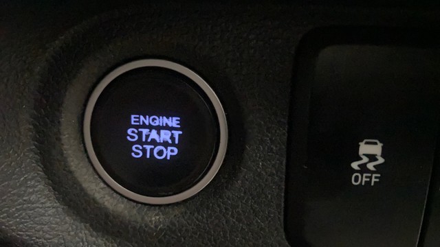 Hyundai Alcazar Platinum 7-Seater Diesel BSVI Second-hand 2022 Hyundai Alcazar Platinum 7-Seater Diesel BSVI for sale in Bangalore-23