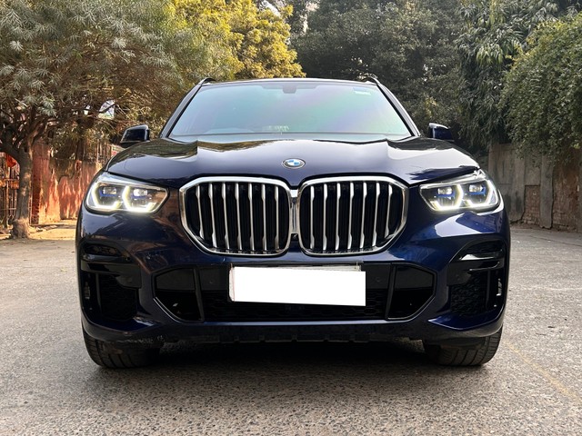 Second-hand 2023 BMW X5 xDrive 40i M Sport for sale in New Delhi-5