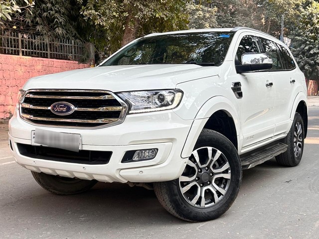 Second-hand 2019 Ford Endeavour 3.2 Titanium AT 4X4 for sale in New Delhi-3