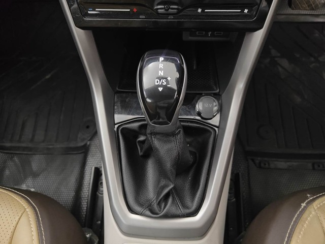 Second-hand 2022 Volkswagen Taigun 1.0 Highline AT for sale in Coimbatore-12