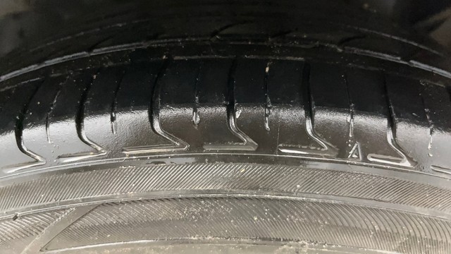 Second-hand 2018 Ford Ecosport 1.5 Diesel Titanium Plus BSIV for sale in Noida-29