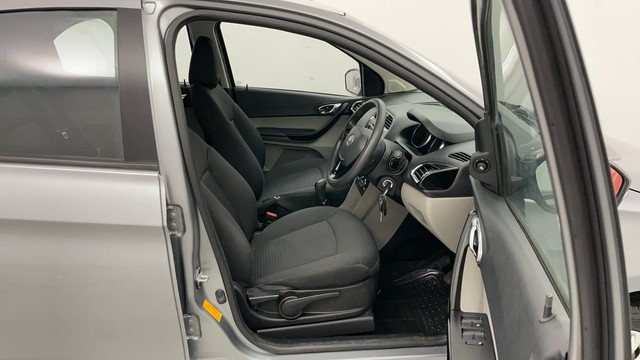 Second-hand 2018 Tata Tiago 1.2 Revotron XZ for sale in Jaipur-15