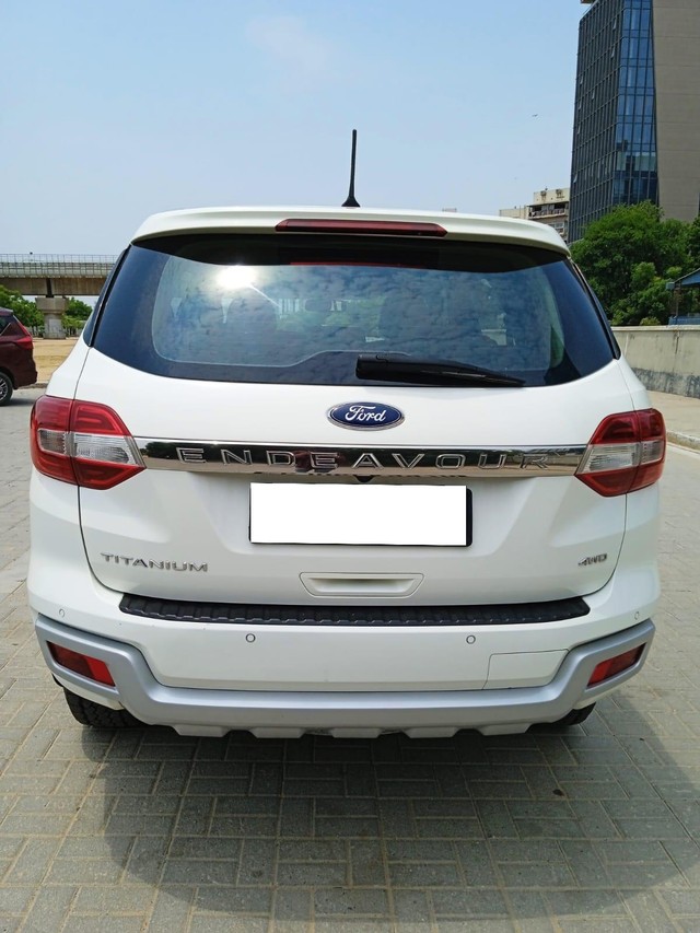 Second-hand 2018 Ford Endeavour 3.2 Titanium AT 4X4 for sale in Ahmedabad-2