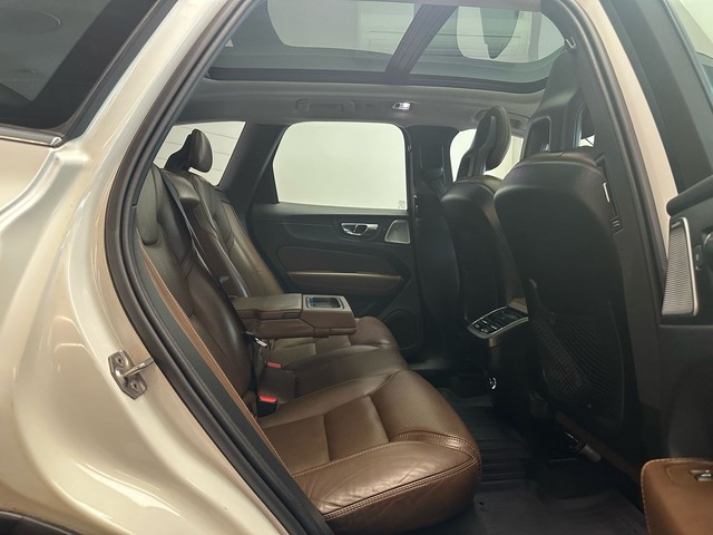 Second-hand 2018 Volvo XC60 Inscription D5 BSIV for sale in Mumbai-12
